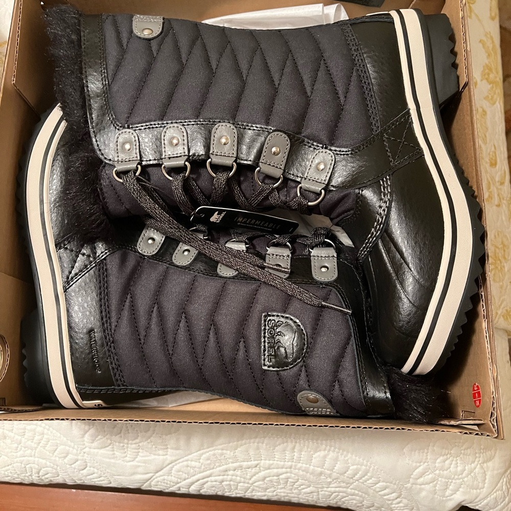 Sorel Tofino II Boots